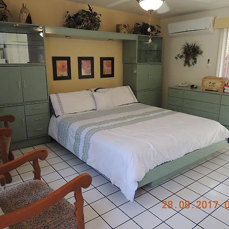 Casa Larrea Inn Palm Desert Eksteriør bilde